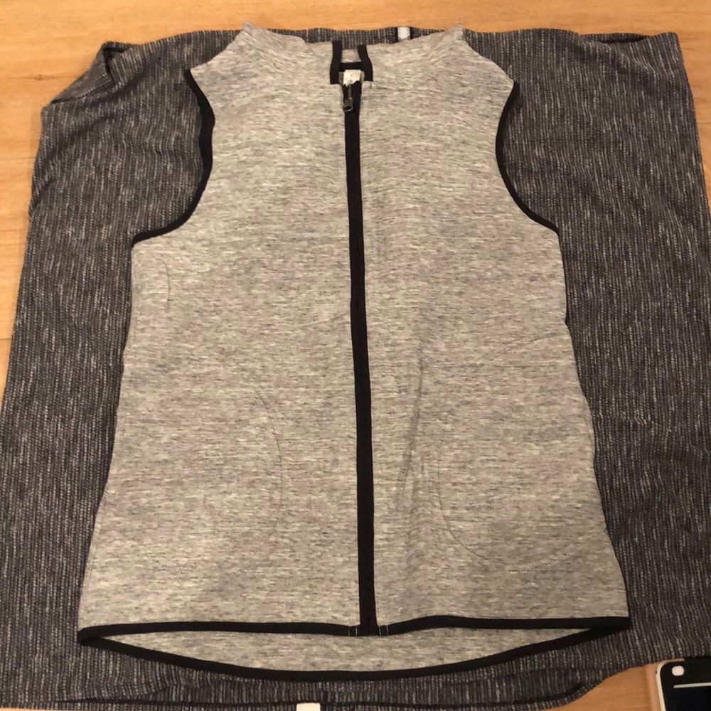 Lululemon Light vest